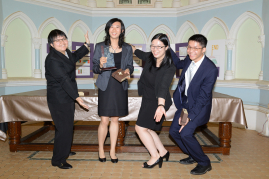 得獎的「香港隊」成員 (左起) 黃祉縈丶高興丶李楓婷和鄭民浩。 